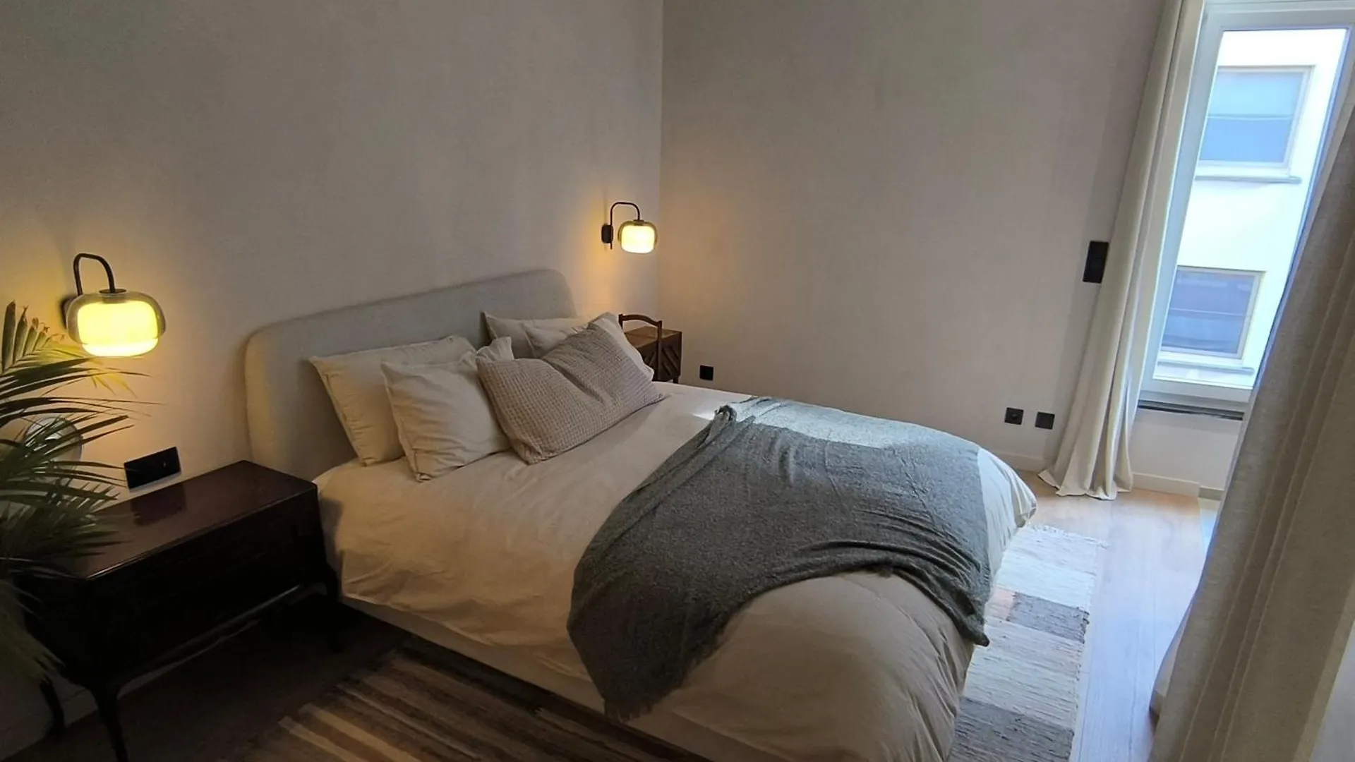 Stunning Riverview Apartment Antverpy
