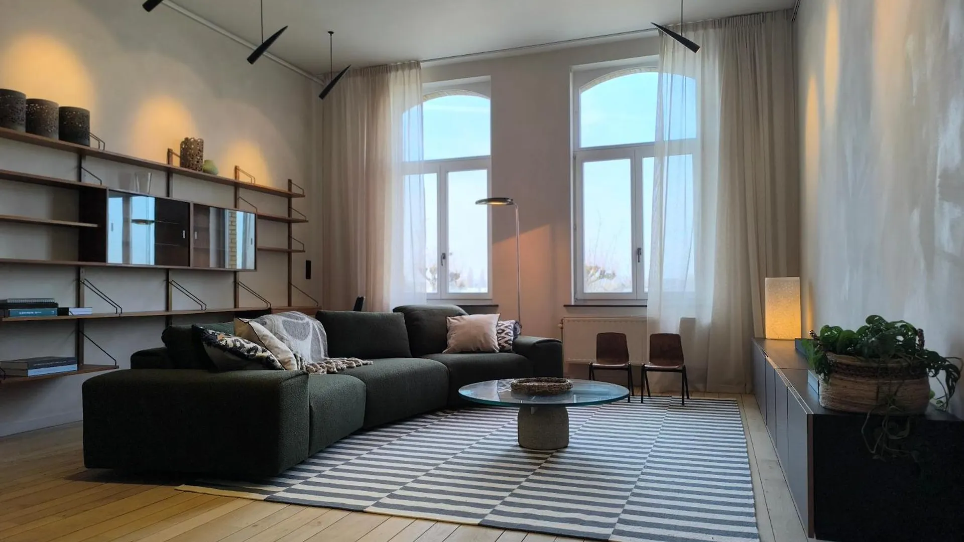 Stunning Riverview Apartment Antwerp