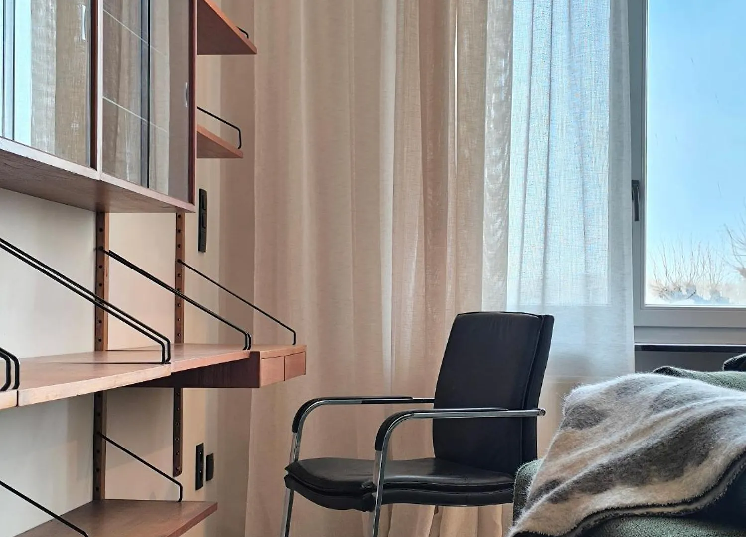 Stunning Riverview Apartment Antwerp